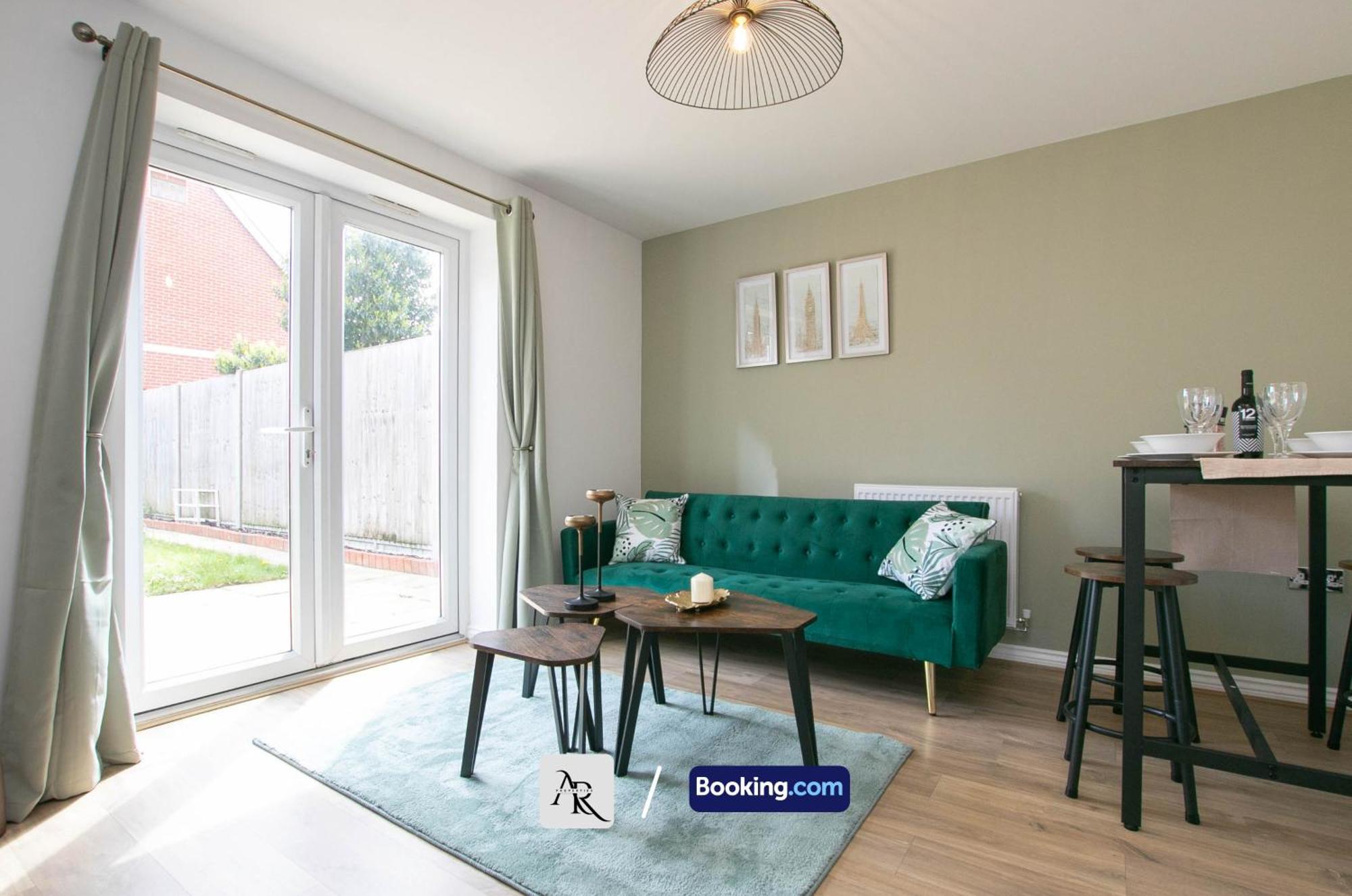 Cozy House By Ar Properties Short Lets & Serviced Accommodation Κόλτσεστερ Εξωτερικό φωτογραφία