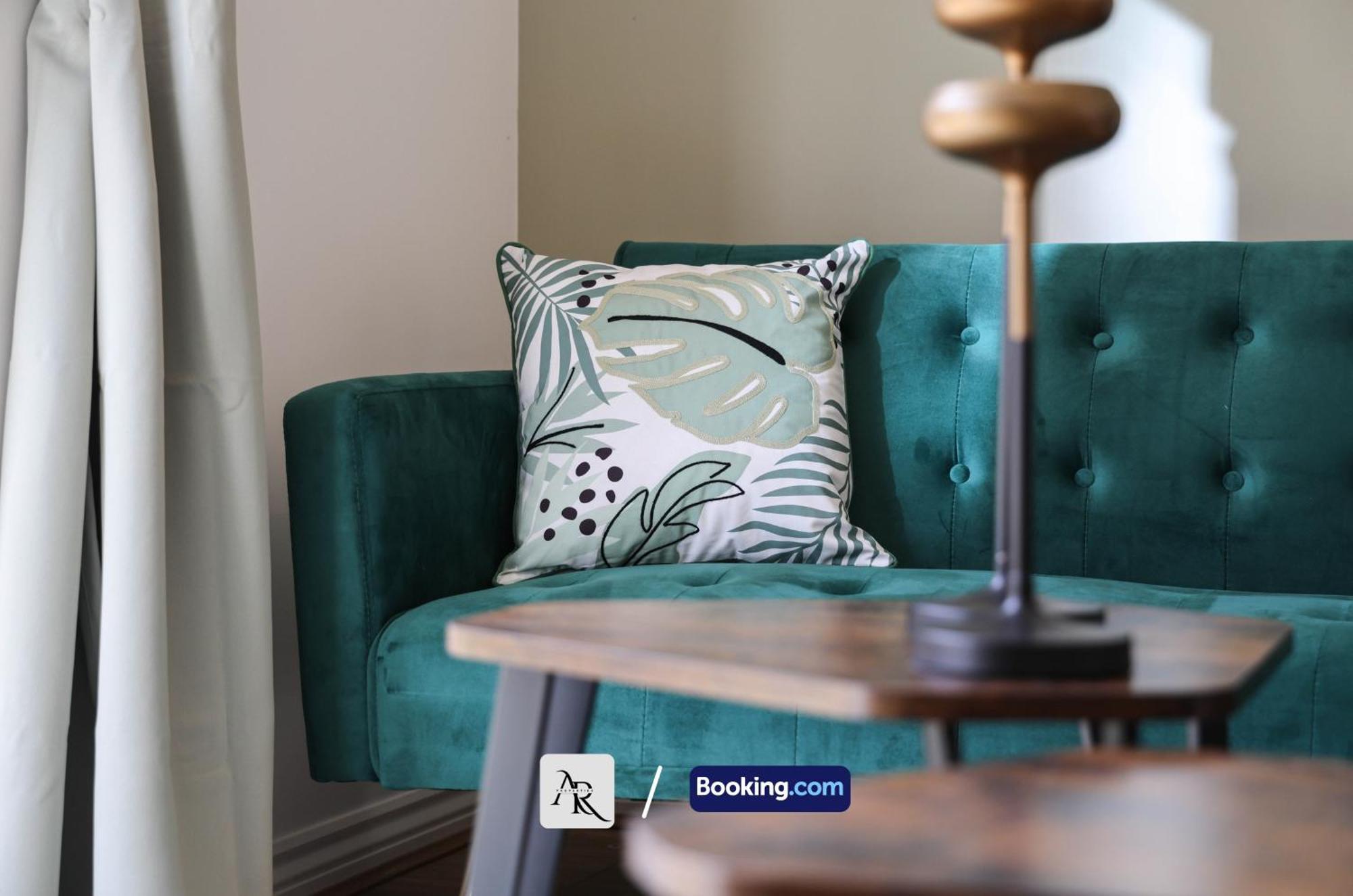 Cozy House By Ar Properties Short Lets & Serviced Accommodation Κόλτσεστερ Εξωτερικό φωτογραφία
